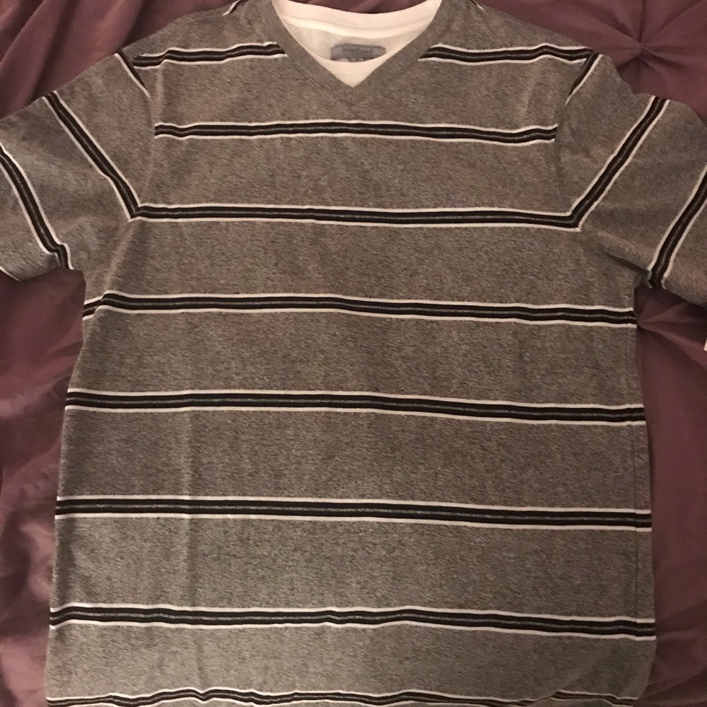 Men’s size small t shirt